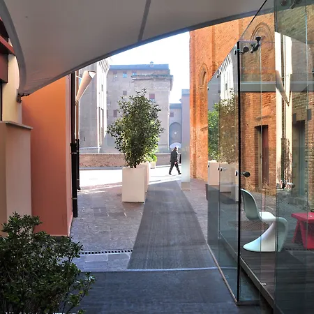 Hotel Ferrara Hotel