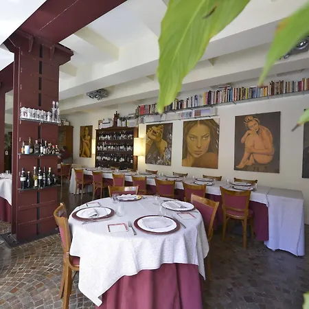 Hotel Hotel Ferrara 4*